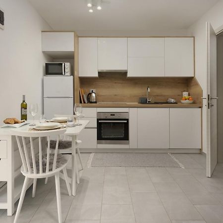 Apartments Elena Tia Medulin Zewnętrze zdjęcie